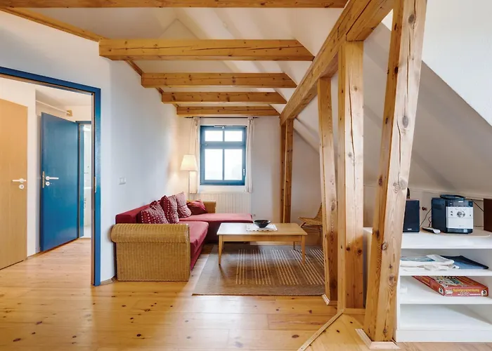 3-raum Dachgeschoss 54 *